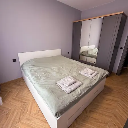 Апартаменти Modern Near St Konstantin & Elena
